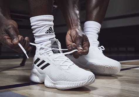 adidas pro bounce weiß low 2018|Adidas pro bounce 2019 review.